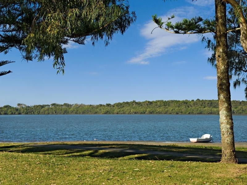 170 Golden Beach Esplanade, Caloundra QLD 4551