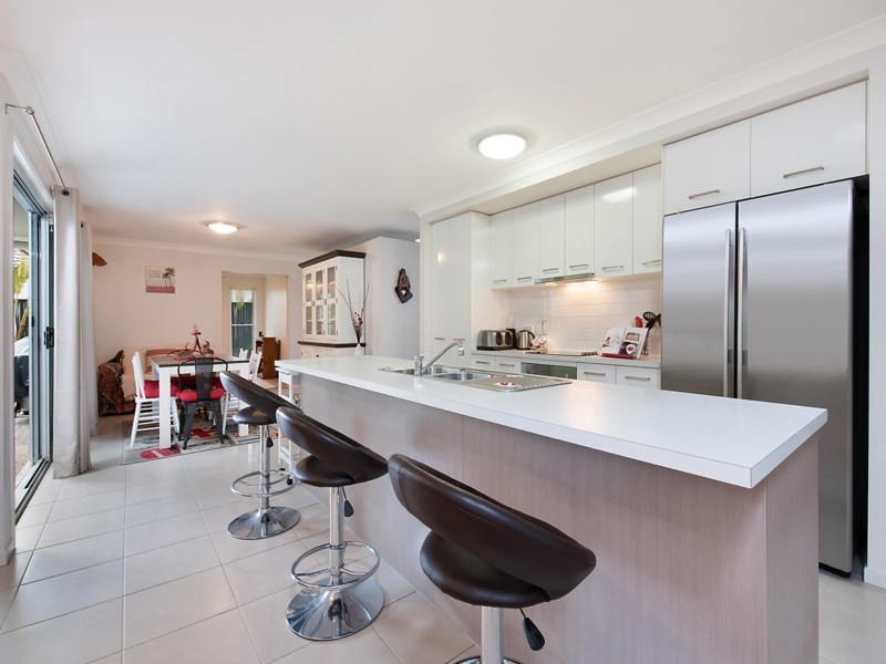 8 Cockatoo Court, Beerwah QLD 4519