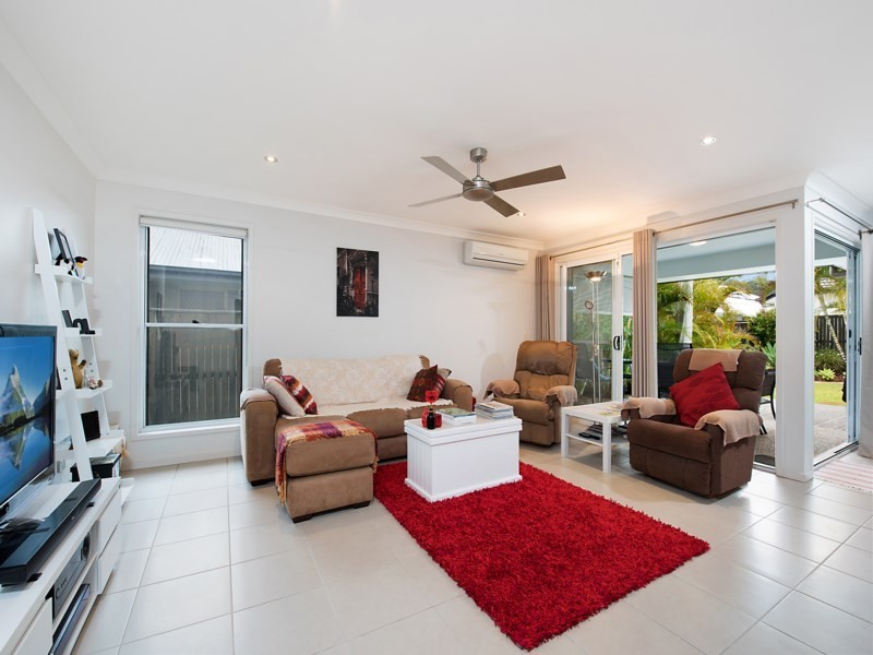 8 Cockatoo Court, Beerwah QLD 4519