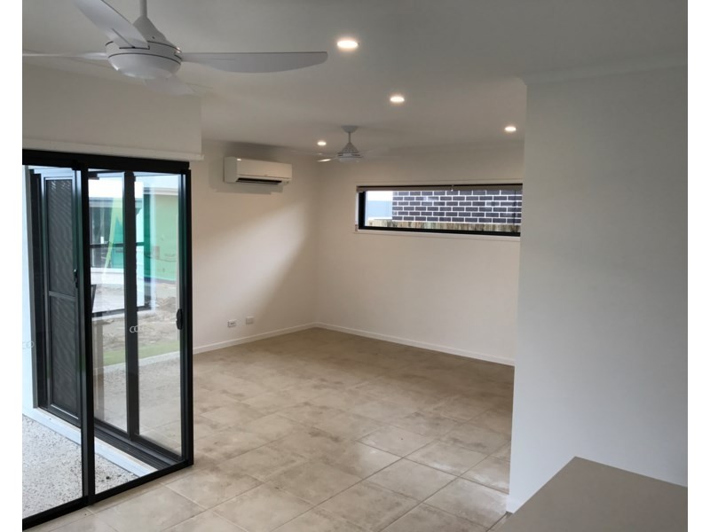 100 Steiner Crescent, Caloundra West QLD 4551