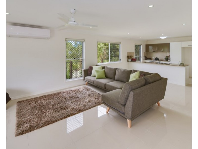 95 Springs Drive, Meridan Plains QLD 4551