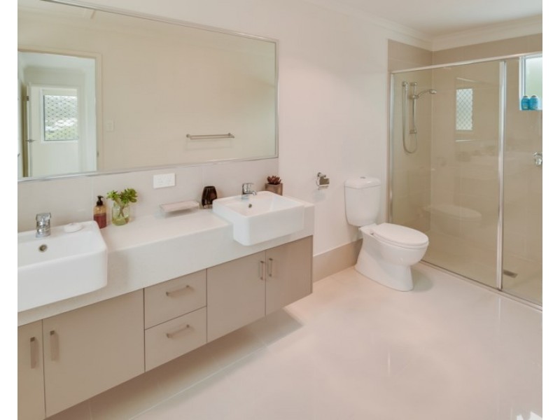 95 Springs Drive, Meridan Plains QLD 4551