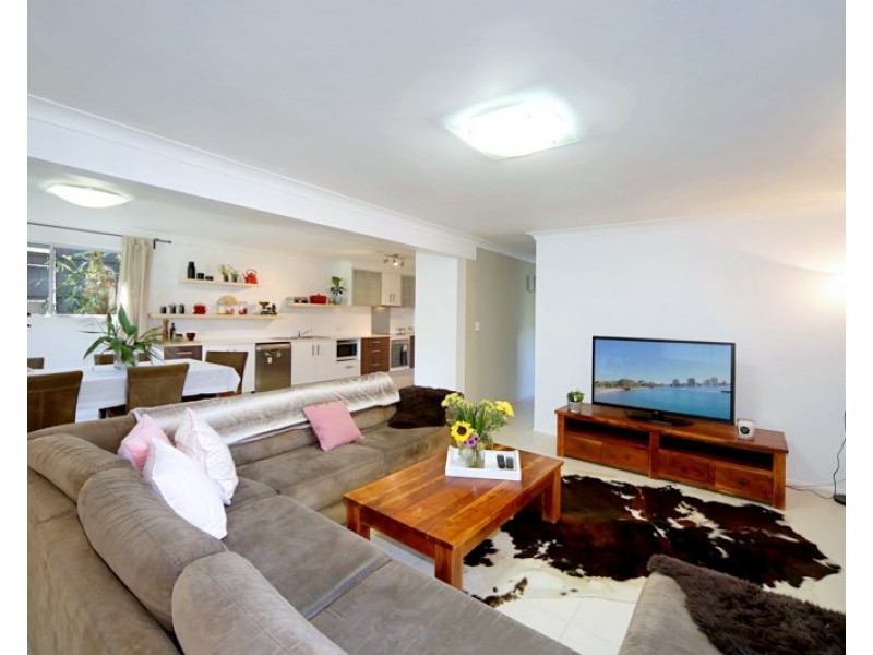 7 Theodore Court, Moffat Beach QLD 4551