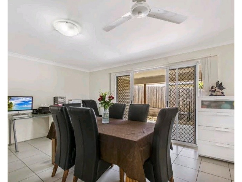 9 Highland Terrace, Little Mountain QLD 4551