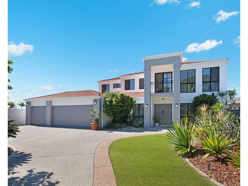 13 Pelican Waters Boulevard, Pelican Waters QLD 4551