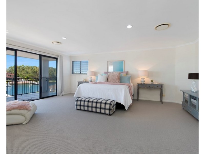 13 Pelican Waters Boulevard, Pelican Waters QLD 4551