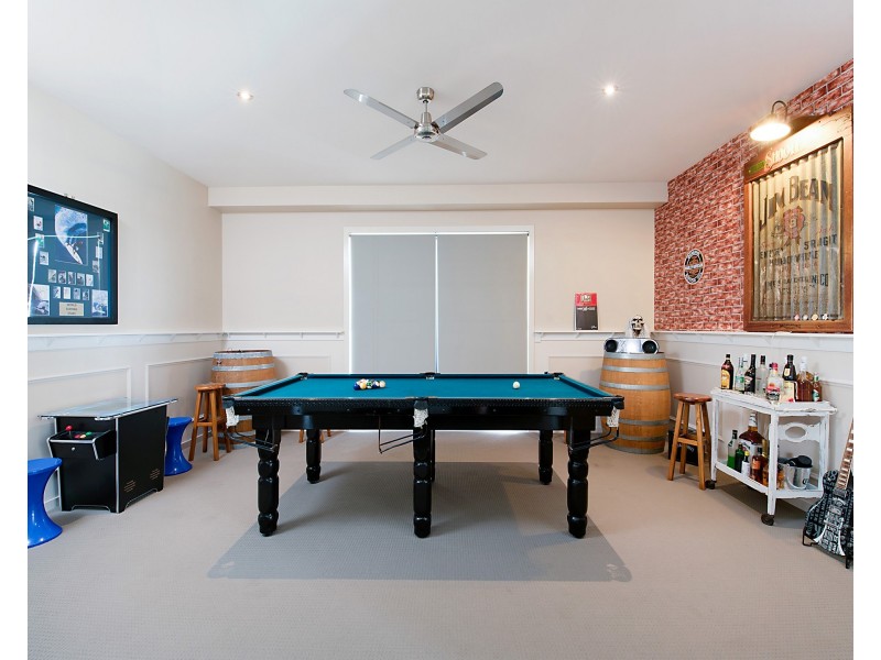 2 North Point Crescent, Pelican Waters QLD 4551