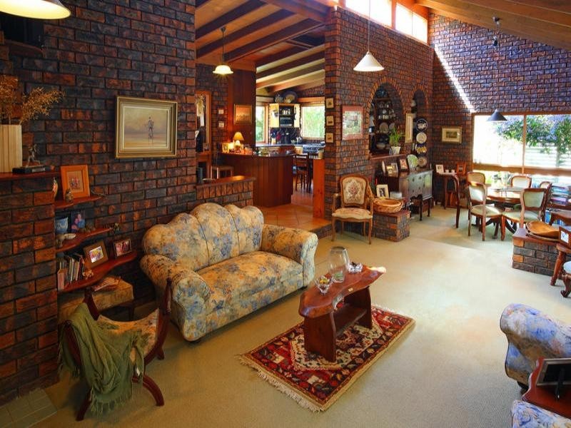 4 Bray Street, Dicky Beach QLD 4551