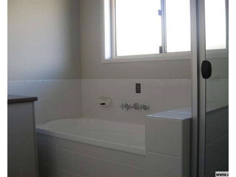23 Bangalore Close, Caloundra West QLD 4551
