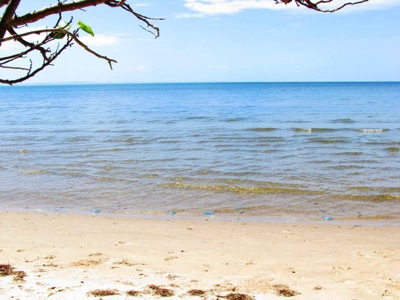 25 Coronation Avenue, Beachmere QLD 4510