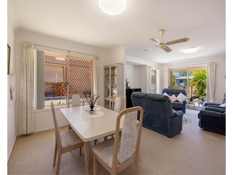 1/19 Oronsay Avenue, Caloundra QLD 4551