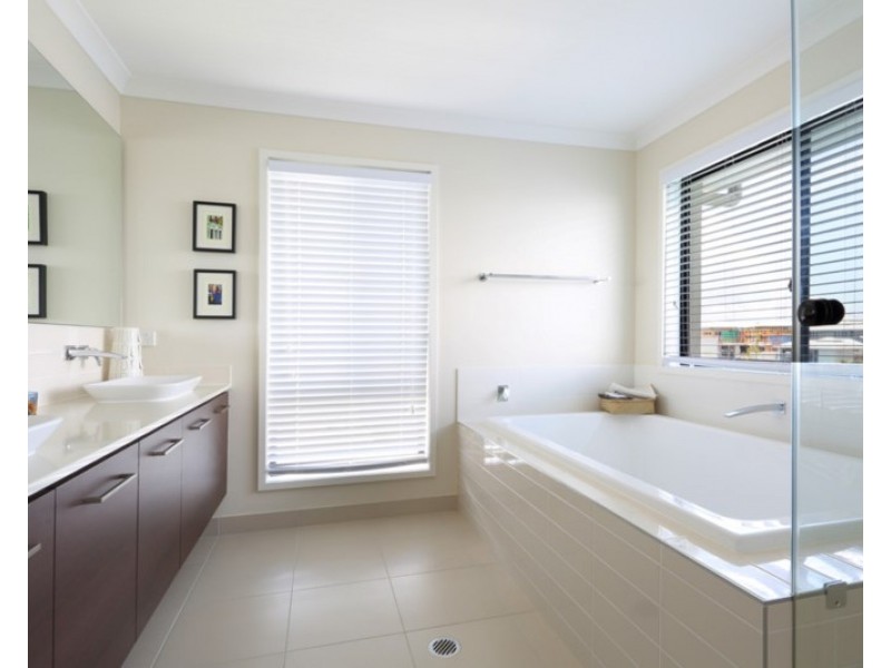 44 The Passage, Pelican Waters QLD 4551