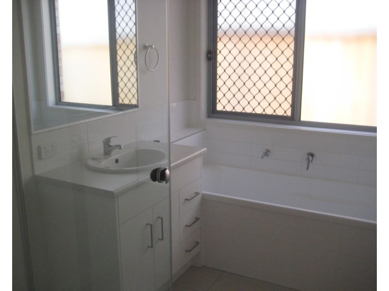 61 Wilderness Circuit, Little Mountain QLD 4551