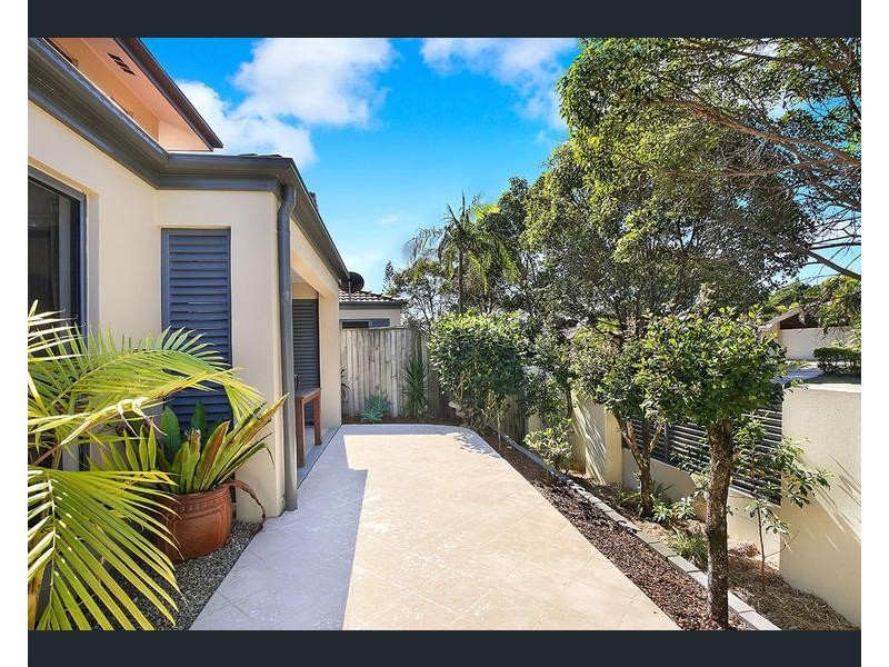 92/1 Millennium Circuit, Pelican Waters QLD 4551