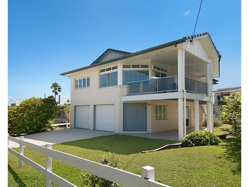 20 Wilson Avenue, Dicky Beach QLD 4551