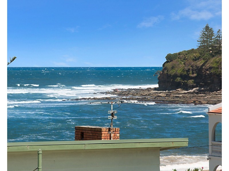 20 Wilson Avenue, Dicky Beach QLD 4551