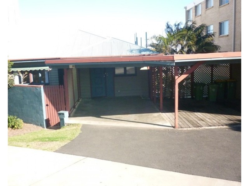 2a/6 Queen Street, Kings Beach QLD 4551