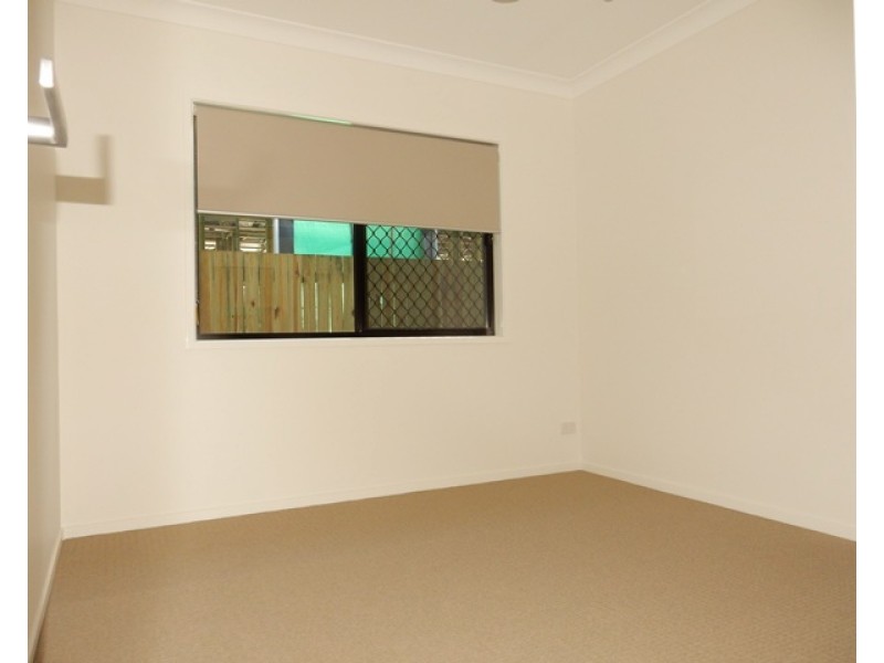 8 Jasper Street, Caloundra West QLD 4551