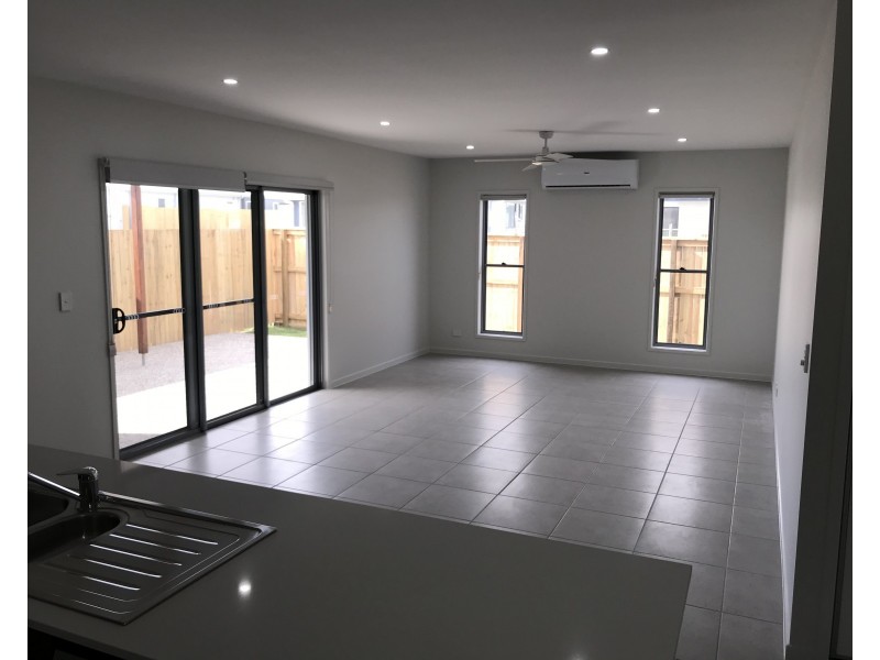 68 Meredith Crescent, Caloundra West QLD 4551