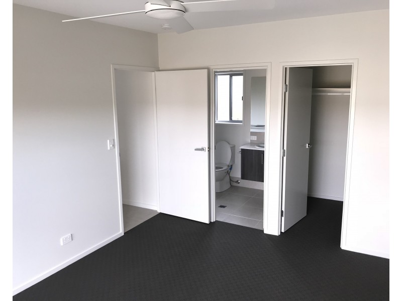 68 Meredith Crescent, Caloundra West QLD 4551