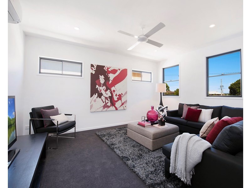 75 Palmer Avenue, Golden Beach QLD 4551