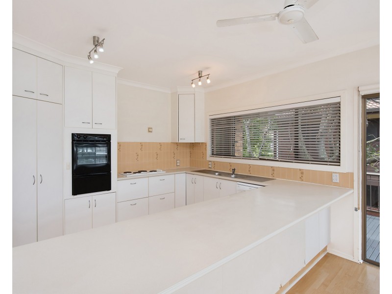 9 Beachside Court, Shelly Beach QLD 4551