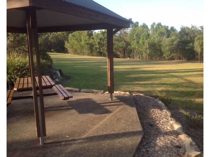 13 Middle Park Street, Little Mountain QLD 4551