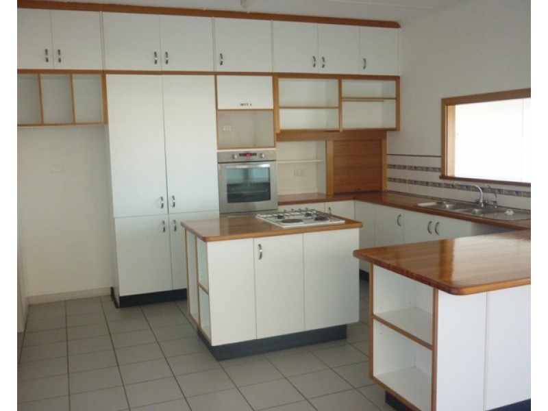 1/6 Queen Street, Kings Beach QLD 4551