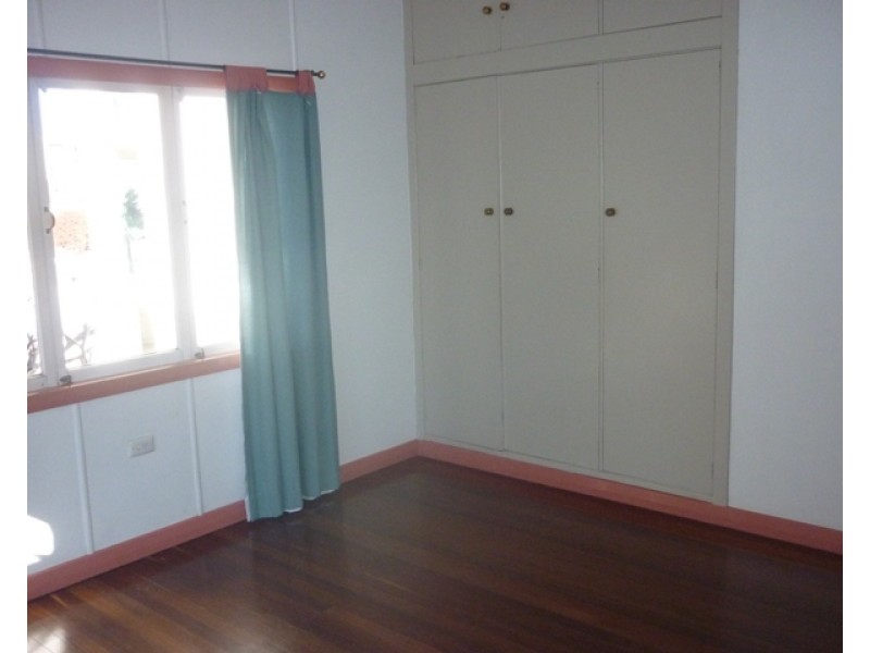 1/6 Queen Street, Kings Beach QLD 4551