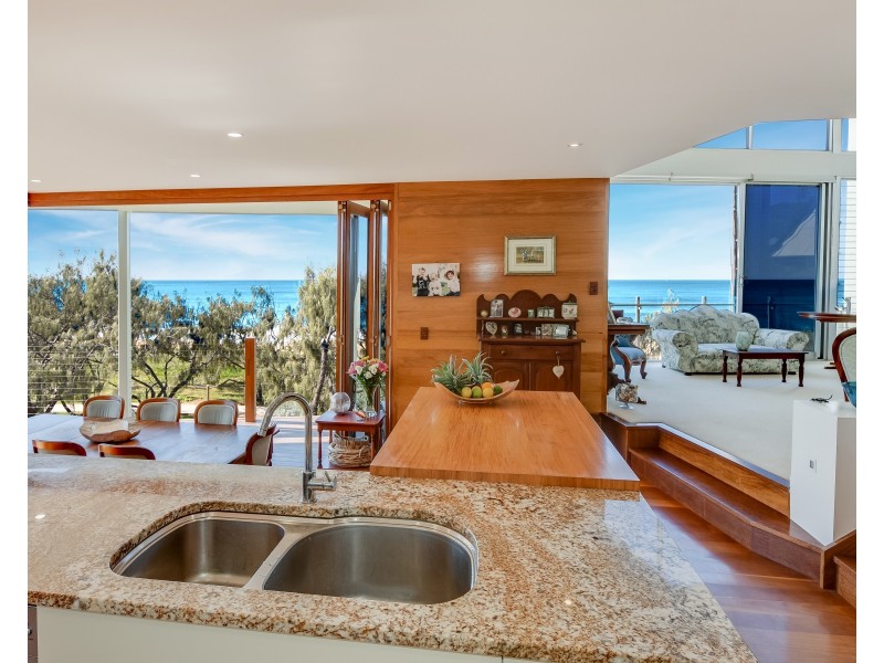 10 Victoria Terrace, Shelly Beach QLD 4551