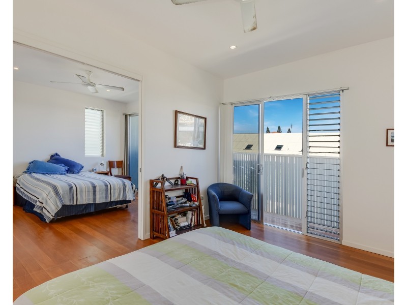 10 Victoria Terrace, Shelly Beach QLD 4551