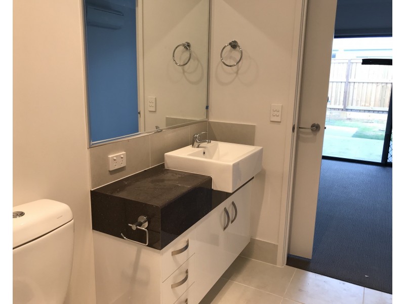 13 Steiner Crescent, Caloundra West QLD 4551