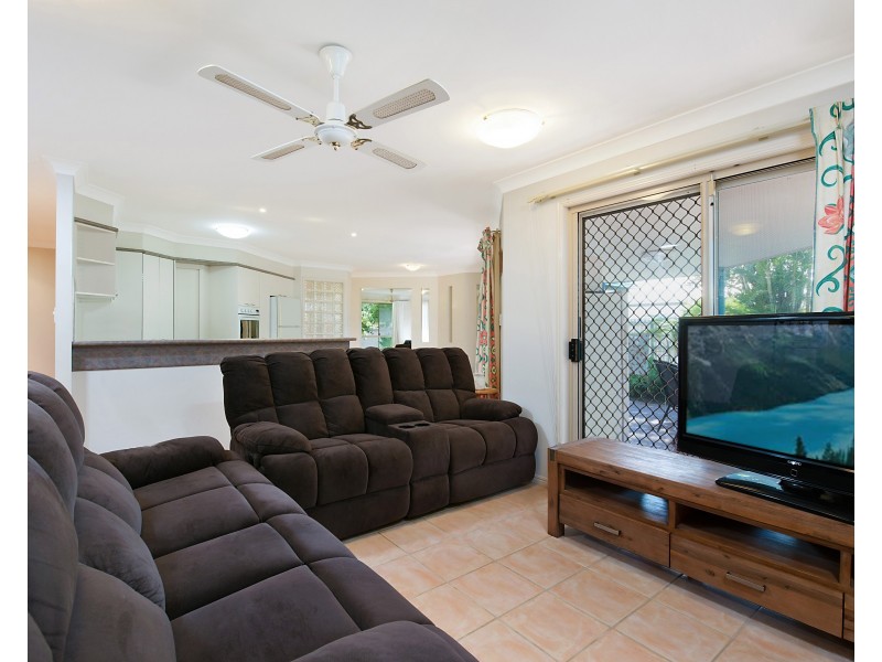 6 Investigator Place, Pelican Waters QLD 4551