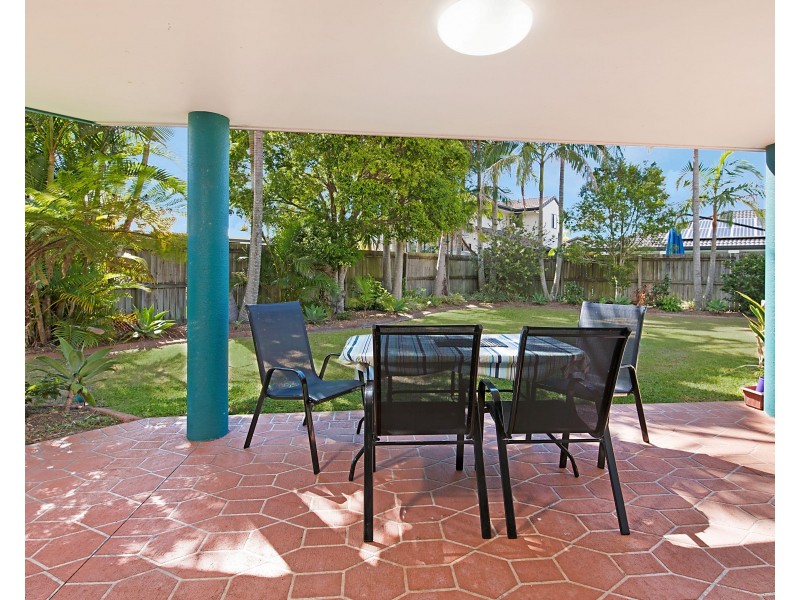 6 Investigator Place, Pelican Waters QLD 4551