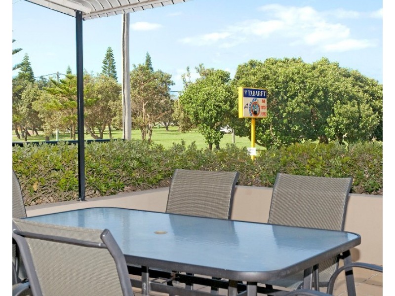 2/104 Pacific Boulevard, Buddina QLD 4575