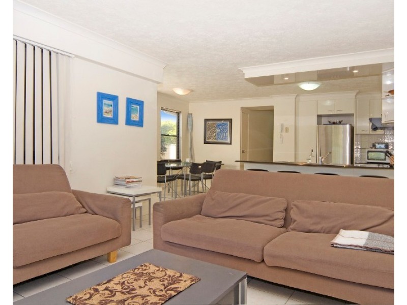 2/104 Pacific Boulevard, Buddina QLD 4575