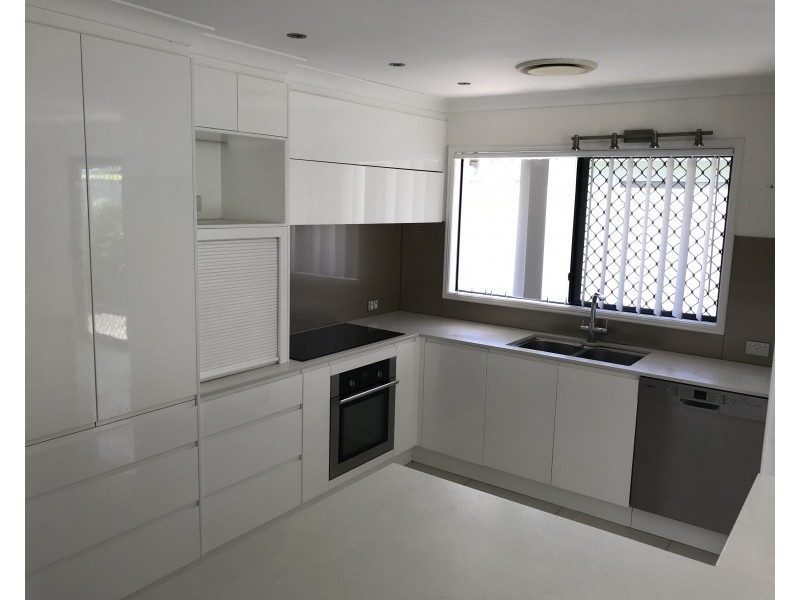 3 Sovereign Circuit, Pelican Waters QLD 4551