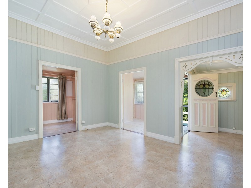 2 Gympie Street South, Landsborough QLD 4550