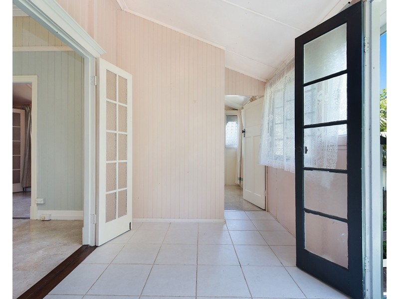 2 Gympie Street South, Landsborough QLD 4550