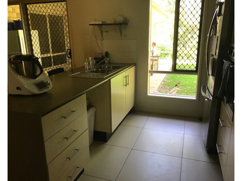 23 Ruwa Drive, Glass House Mountains QLD 4518