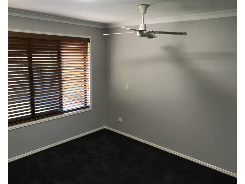 8 Matthew Crescent, Pelican Waters QLD 4551