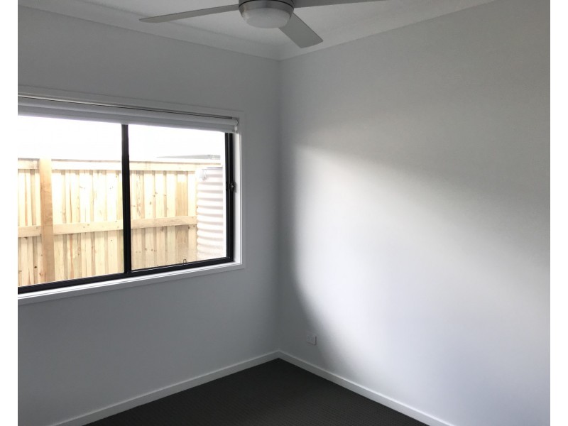 32 Steiner Crescent, Caloundra West QLD 4551