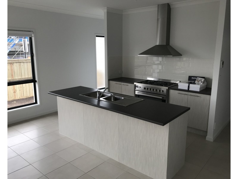 32 Steiner Crescent, Caloundra West QLD 4551