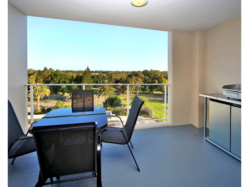 428/38 Mahogany Drive, Pelican Waters QLD 4551