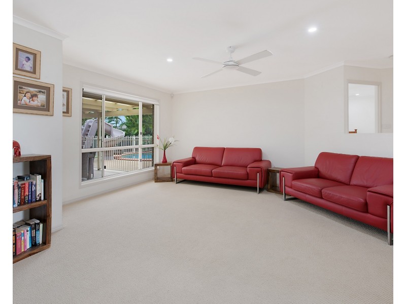 7 Traill Crescent, Currimundi QLD 4551