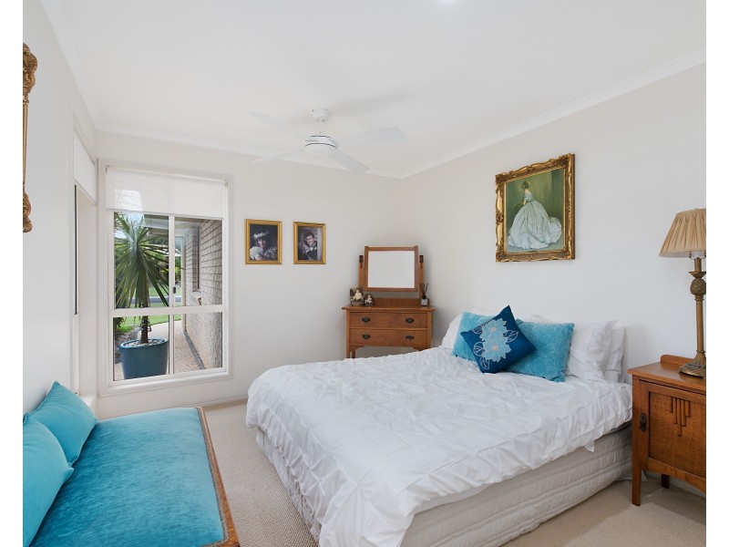 7 Traill Crescent, Currimundi QLD 4551