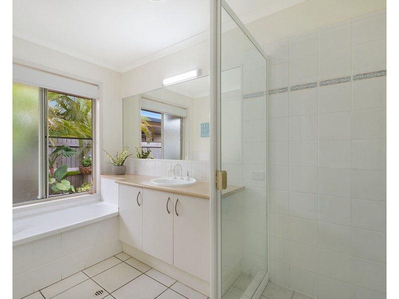 7 Traill Crescent, Currimundi QLD 4551
