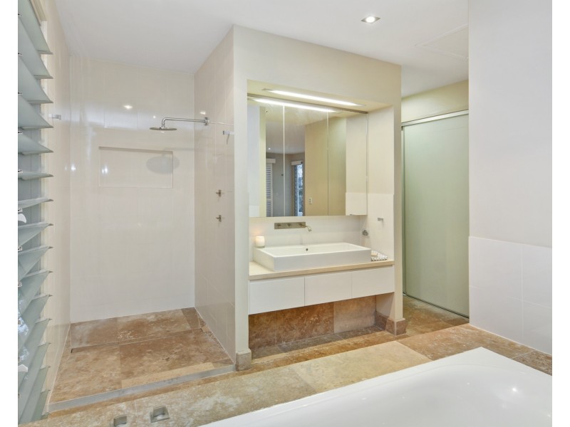 34 William Street, Moffat Beach QLD 4551