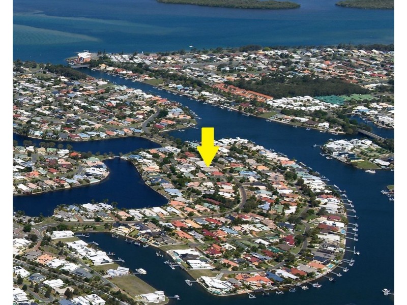 11 Sir Joseph Banks Drive, Pelican Waters QLD 4551