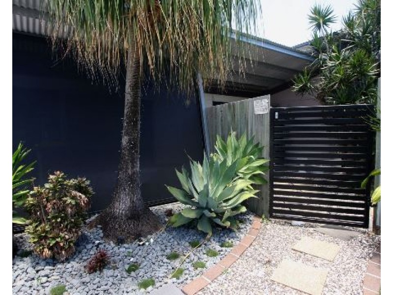 432 Oceanic Drive South, Wurtulla QLD 4575